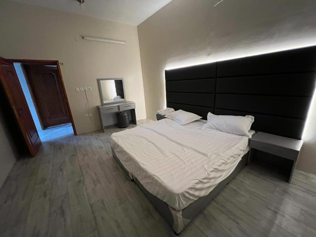 Albashier Private Apartment Аль-Ула Экстерьер фото